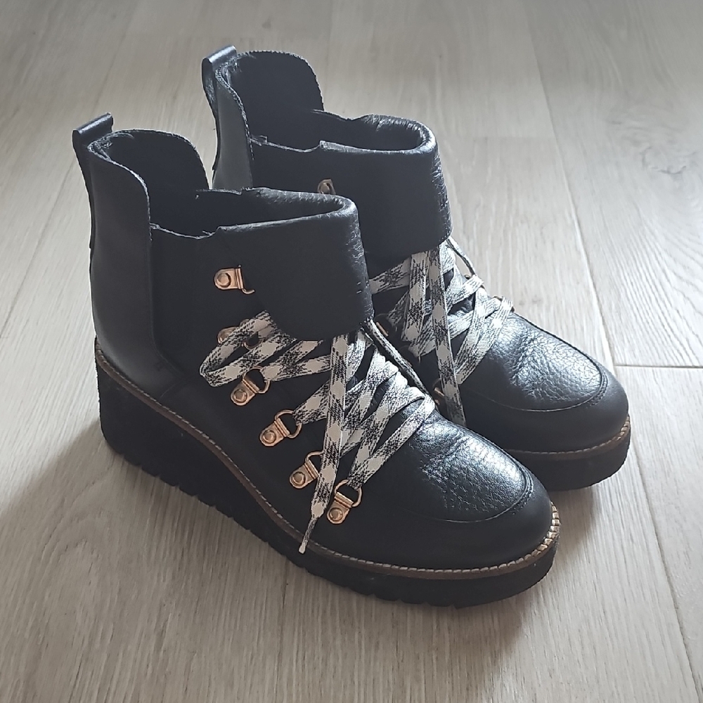 Cole Haan Waterproof Black Lace Up Wedge Boots